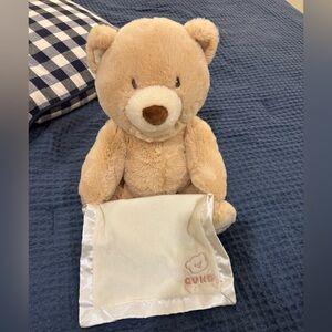 Gund animated peek-a-boo bear